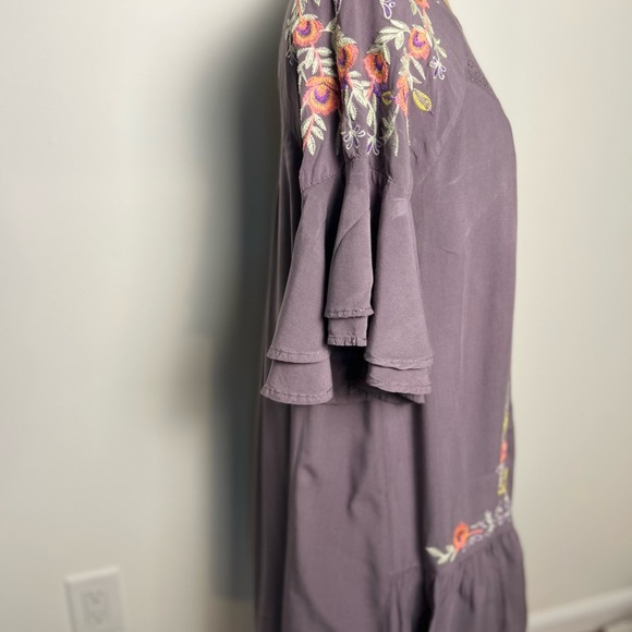 Altar’s State purple boho dress with embroidered designs size medium - Picture 4 of 8
